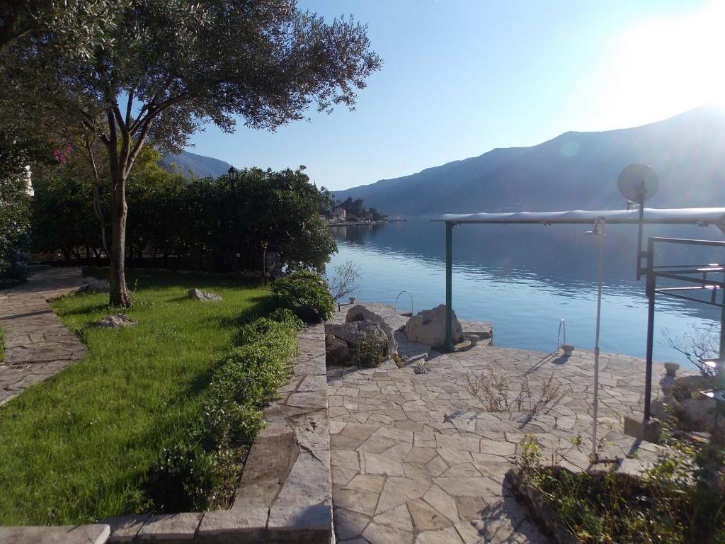 Apartments Villa Pm Kotor Exterior photo